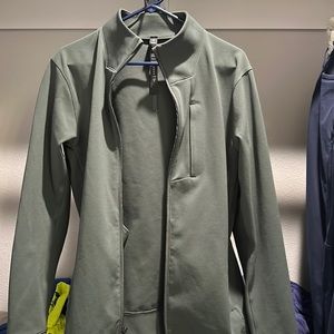 Lululemon sojourn men’s L green jacket